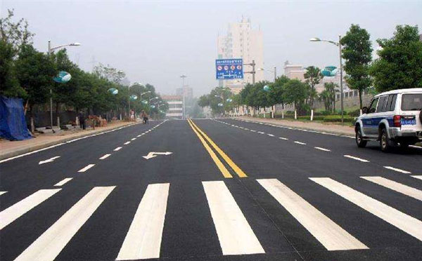 和布克赛尔标线涂料在和布克赛尔环氧地坪项目中的选择与应用